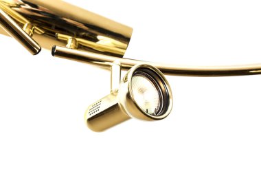 Beyaz arka plan üzerinde izole led downlight, altın renk