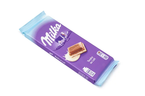 Bar of Milka coklat diisolasi pada putih — Stok Foto