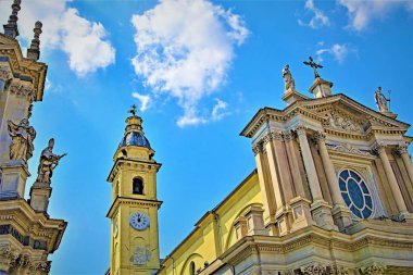 Torino Piedmont, Liguria, Kuzey İtalya antik ortaçağ mimarisi ve çağdaş binaların muhteşem bir Mekke.