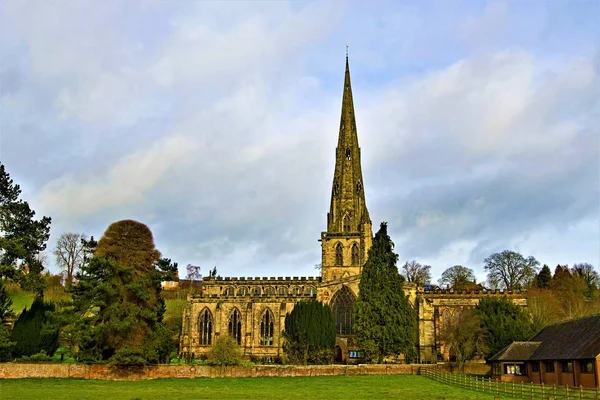 Ashbourne Egy Kisváros Angliai Derbyshire Dales Ben Számos Történelmi Épületet — Stock Fotó