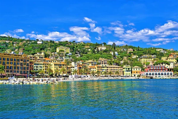 サンタ マルゲリータ リグーレ Santa Margherita Ligure ジェノヴァの南東約35Kmに位置するイタリアのリグーリア州の大都市ジェノヴァにあるコミューン 観光と漁業の両方に使用されます — ストック写真