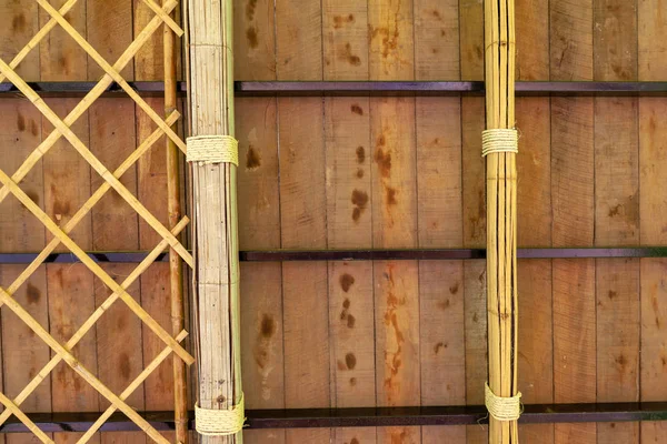 Szerkezete bambusz kunyhók. Bambusz kunyhó. Bambusz kunyhók az élet. Th — Stock Fotó