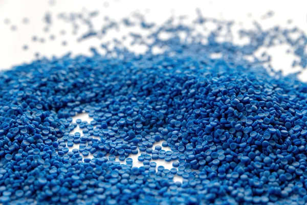 Blue Plastic Grain Plastic Polymer Granules Hand Hold Polymer Pellets — Stock Photo, Image