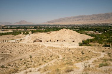 Ağustos 2019'da Afganistan'ın Samangan kentinde ki Takht-e Rostam antik Budist stupa manastırı