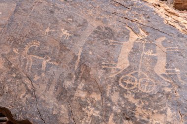 Suudi Arabistan'ın Ha'il eyaletinde antik mağara resimleri / kaya sanatı (dünya mirası alanı)