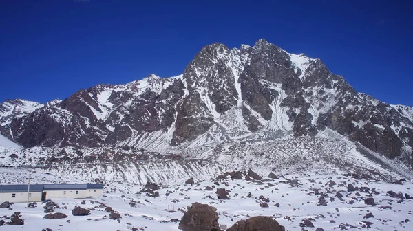 Χιονοδρομικό Κέντρο Στις Άνδεις Κοντά Στην Κορυφή Aconcagua Αργεντινή — Φωτογραφία Αρχείου