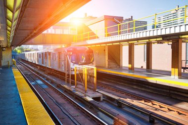 Toronto Metro TTC hatlarında yenilenen trenler