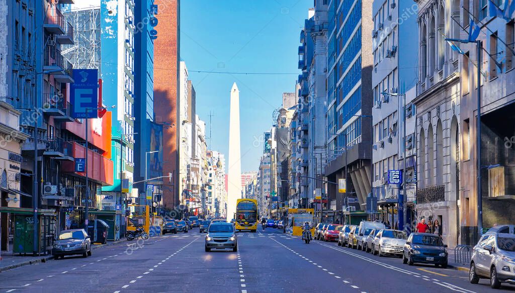 Buenos Aires, Argentina-20 de junio de 2016: Microcentro, centro financiero e histórico de Buenos Aires 2023