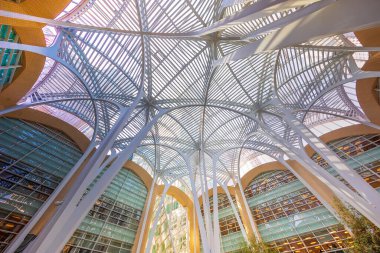 Toronto, Kanada-26 Temmuz 2019: Brookfield Place, Allen Lambert Galleria pasajı İspanyol mimar Santiago Calatrava tarafından tasarlanan bir atriyum.