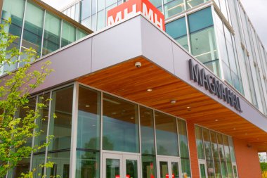 King City, Ontario, Kanada-20 Haziran 2019: King City 'deki Seneca College kampüsündeki Magna Salonu' nun sınıfları ve laboratuvarları