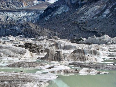 Nahuel Huapi, Kara Buzul (Ventisquero Negro)