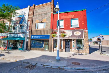 Midland, Kanada-15 Temmuz 2019: Simcoe County, Ontario, Kanada 'da Midland kasabasında yer alan şehir merkezi