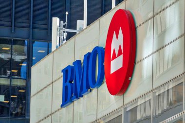 Toronto, Kanada-26 Temmuz 2018: Montreal Bankası, şehir merkezindeki Birinci Kanada Yerleşkesi