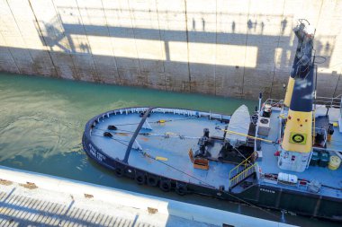 WELLAND, ONTARIO-27 Nisan, 2018: Welland Kanalı 'ndan geçen gemiler