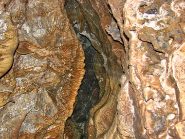 Malargue, Arjantin, ünlü Cadı Mağarası (Caverna de Brujos) tünelleri