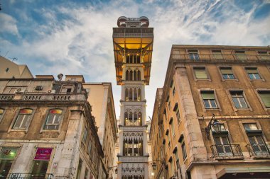 Lizbon, Portekiz-28 Ekim 2017: Lizbon, Santa Justa Asansör Girişi