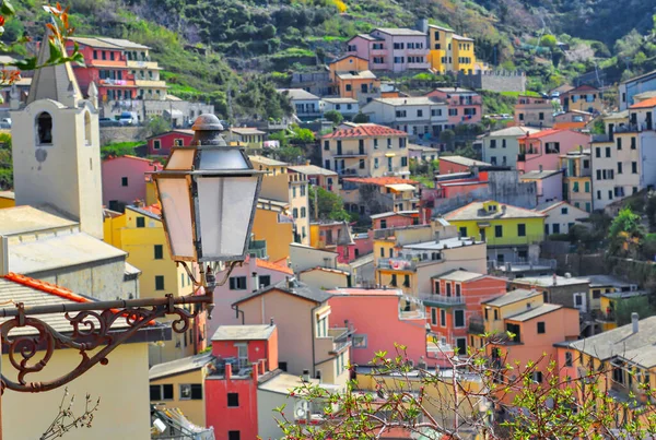 Itália Scenic Riomaggiore Ruas Coloridas — Fotografia de Stock