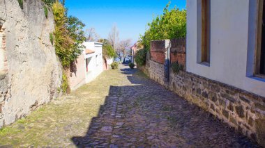 Uruguay, Colonia Del Sacramento sokakları tarihi şehir merkezinde (Barrio Historico)