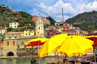 İtalya, Güzel Vernazza sokakları