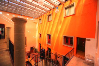 Guanajuato, Meksika-18 Nisan 2018: Guanajuato Üniversitesi kampüsü ve binaları (Universidad de Guanajuato Üniversitesi))