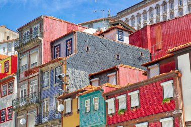 Porto 'da Rio Douro yakınlarında sahne gün batımı