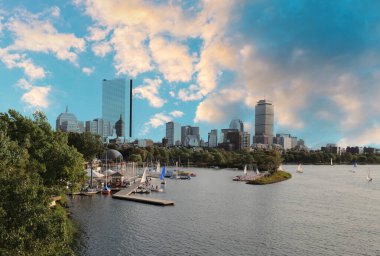 Boston Longfellow köprüsü gün batımında