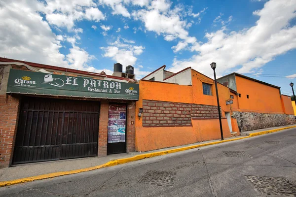 Tepotzotlan México Abril 2019 Ruas Tepotzotlan Edifícios Coloridos Perto Praça — Fotografia de Stock