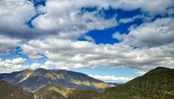 Strada Oaxaca Città Del Messico Attraverso Catene Montuose Valli Panoramiche — Foto Stock