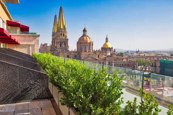 Guadalajara Mexico April 2018 Центральний Собор Гвадалахари Вид Розкішного Готелю — стокове фото