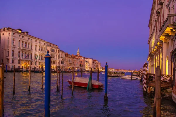 Venecia Canales Góndolas Alrededor Plaza San Marco Por Noche — Foto de Stock