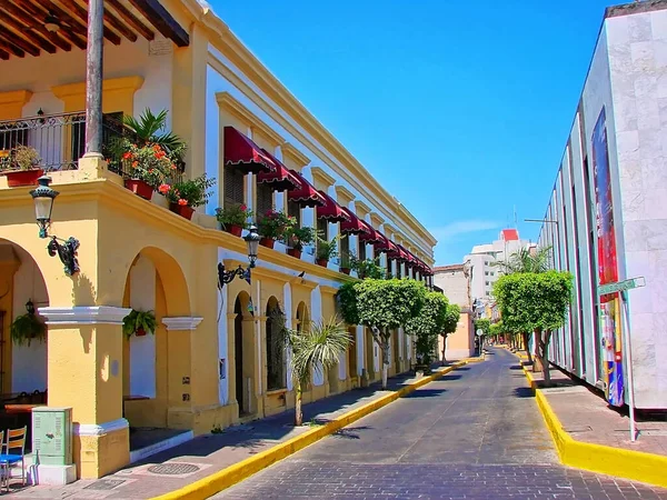 Mazatlan sokakları - eski şehir