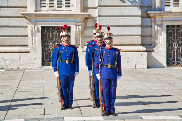 Madri Espanha Outubro 2018 Mudança Guarda Nacional Frente Palácio Real — Fotografia de Stock