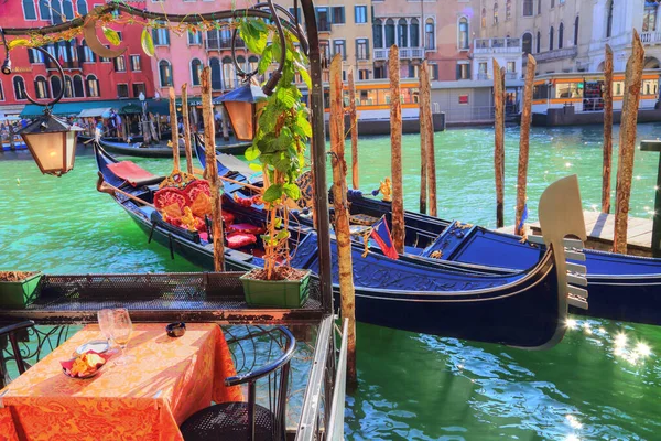 Venica Italia Octubre 2017 Restaurante Veneciano Cerca Del Puente Rialto — Foto de Stock