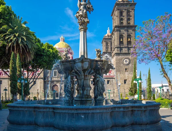 Meksika Puebla Katedrali Zocalo Plaza Nın Merkezindeki Tarihi Şehir Merkezinde — Stok fotoğraf