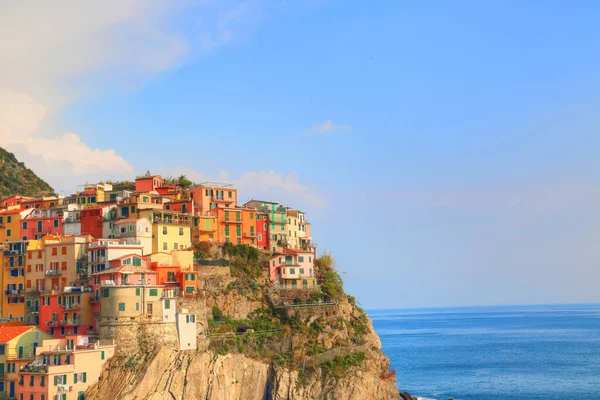 Manarola Πολύχρωμοι Δρόμοι Θέα Γραφική Ακτογραμμή — Φωτογραφία Αρχείου