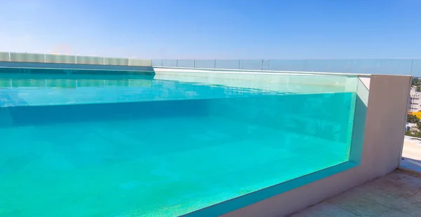 Merida Mexico December 2019 Een Zwembad Het Dak Van Het — Stockfoto