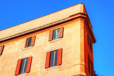 Şehrin tarihi kesiminde Roma sokakları