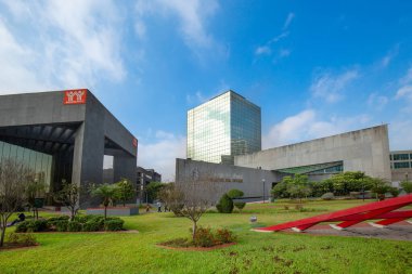 Monterrey, Meksika-11 Ağustos 2019: Monterrey, Landmark Macroplaza (La Gran Plaza) tarihi şehir merkezinde, dünyanın yedinci büyük meydanı.
