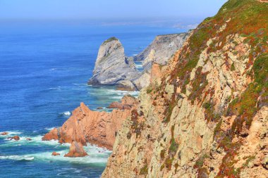 Cabo da Roca manzaralı kıyı şeridi