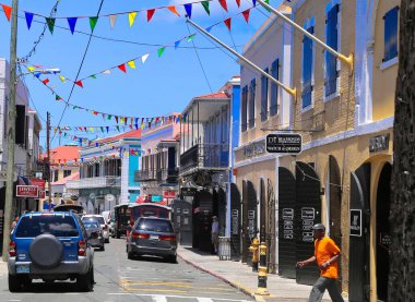 Charlotte Amalie, ABD Virgin Adaları - 20 Mayıs 2019: Charlotte Amalie Tarihi Merkezi ve Alışveriş Bölgesi