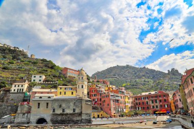 Güzel Vernazza sokakları, İtalya şehir manzarası 