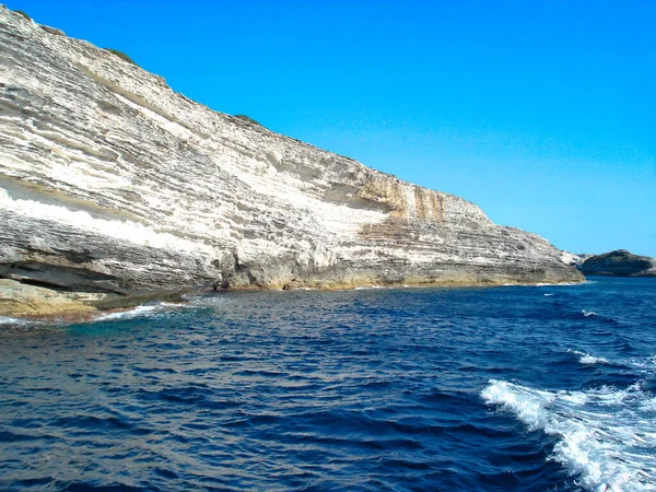 Διάσημα Βράχια Bonifacio Και Γραφικά Τοπία Του Ωκεανού — Φωτογραφία Αρχείου
