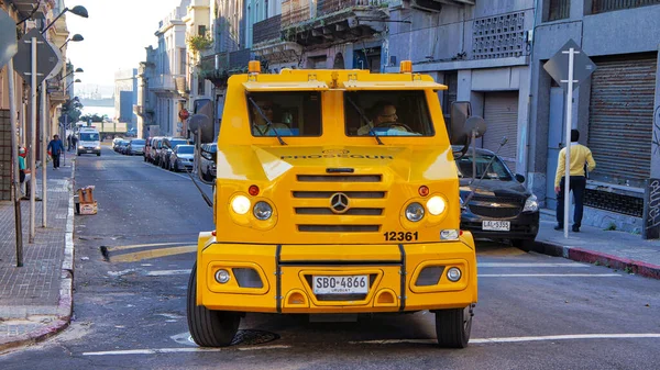 Montevidéu Uruguai Junho 2017 Veículo Segurança Estacionamento Centro Montevidéu Perto — Fotografia de Stock