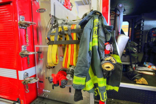 Boston Usa Жовтня 2017 Пожежна Машина Пожежній Станції Готова Відповісти — стокове фото