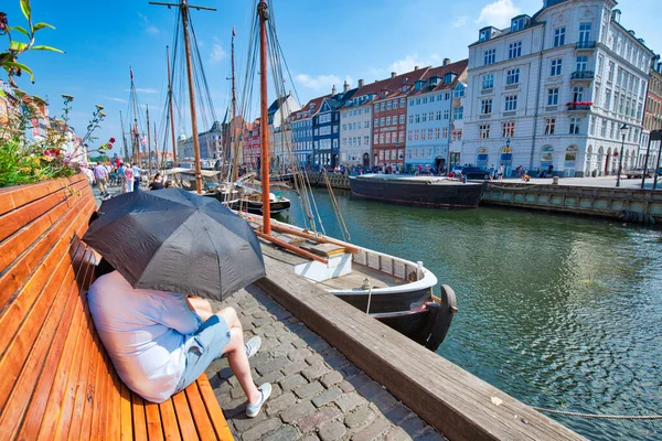 Copenhague Dinamarca Agosto 2018 Famosa Pintoresca Bahía Nyhavn Restaurantes Copenhague —  Fotos de Stock
