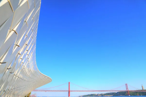 Lisbon Portugal 20October 2017 Landmark Suspension April Bridge — Stock Photo, Image