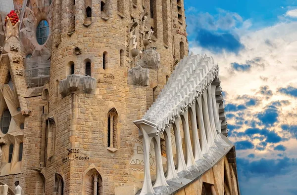 バルセロナ スペイン 有名なアントニオ ガウディ サグラダ ファミリア大聖堂 — ストック写真