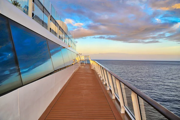 Navio Cruzeiro Navegando Férias Caribe — Fotografia de Stock