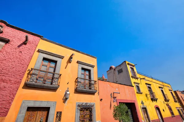Meksyk Kolorowe Budynki Ulice San Miguel Allende Historycznym Centrum Miasta — Zdjęcie stockowe