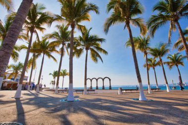 Puerto Vallarta, Meksika-20 Nisan 2018: Ünlü Puerto Vallarta deniz gezisi (Malecon)